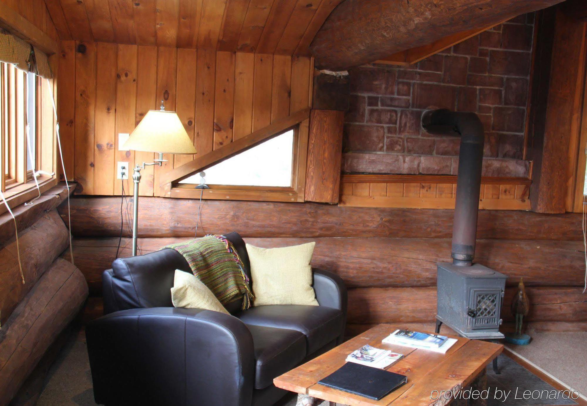 Trout Point Lodge Of Nova Scotia East Kemptville Zimmer foto