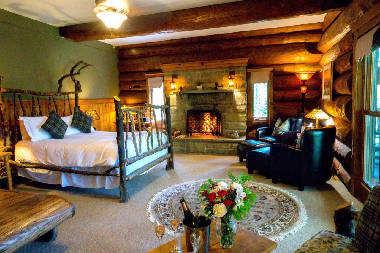 Trout Point Lodge Of Nova Scotia East Kemptville Exterior foto